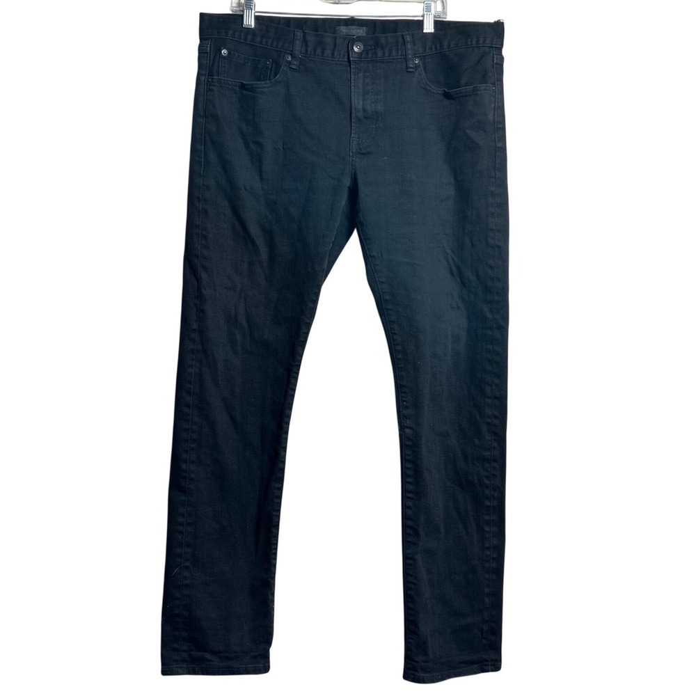 Uniqlo Jeans Mens 38x32 Black Slim Straight Low Rise Selvedge Detail